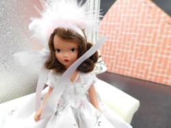 na 90 bisque pink feather a